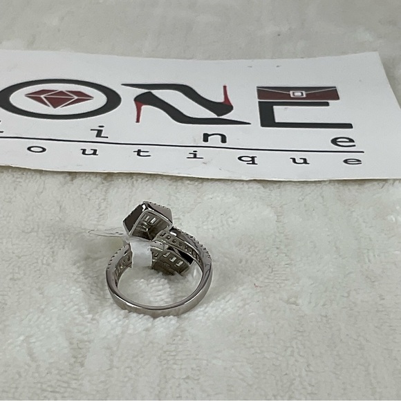 Super Duo Bangle and Zirconia Ring🎄🔥 - Picture 8 of 10